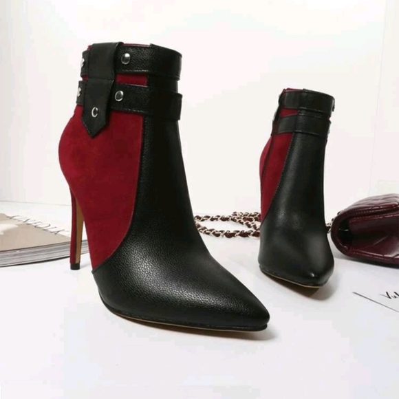 Boots - Picture 3 of 6